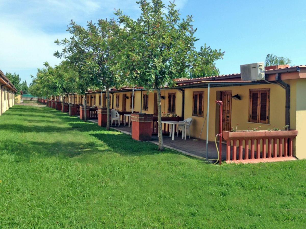 Onda Camping Village อาร์เดีย ภายนอก รูปภาพ